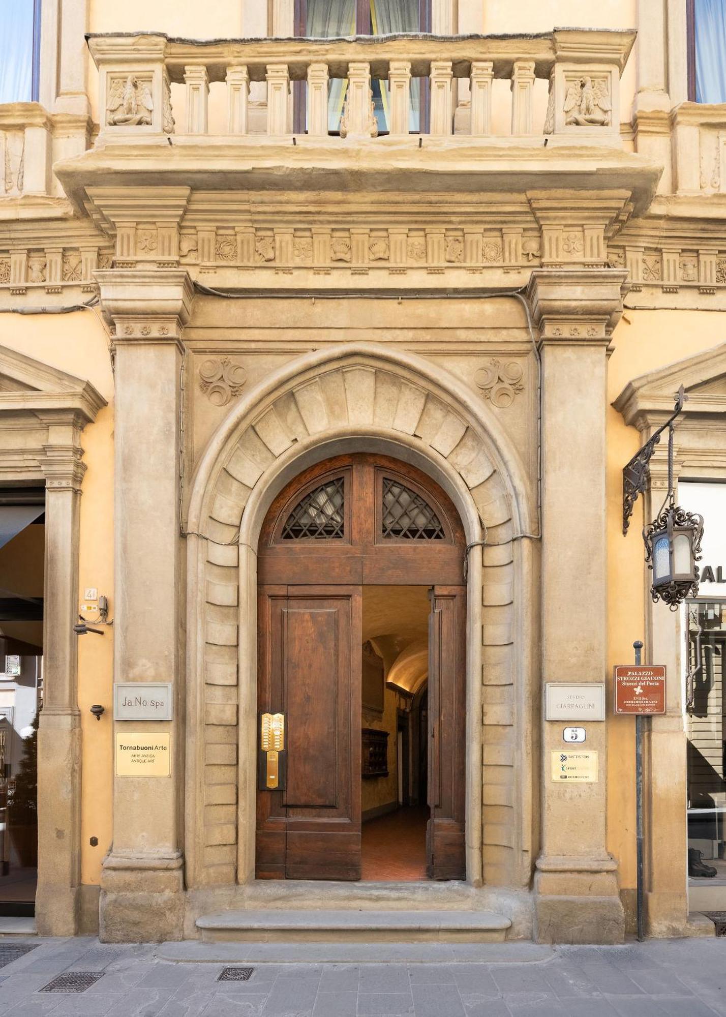 Tb-One Bedroom Luxury Apartment In The Fashion District Florencia Exterior foto